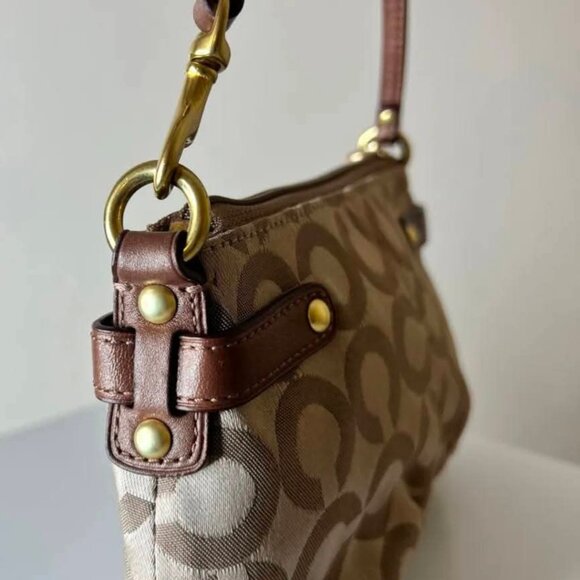 COACH BROOKE KHAKI/SADDLE GOLD CHAIN WRISTLET - Picture 4 of 6